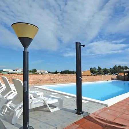 Beautiful In With Swimming Pool *