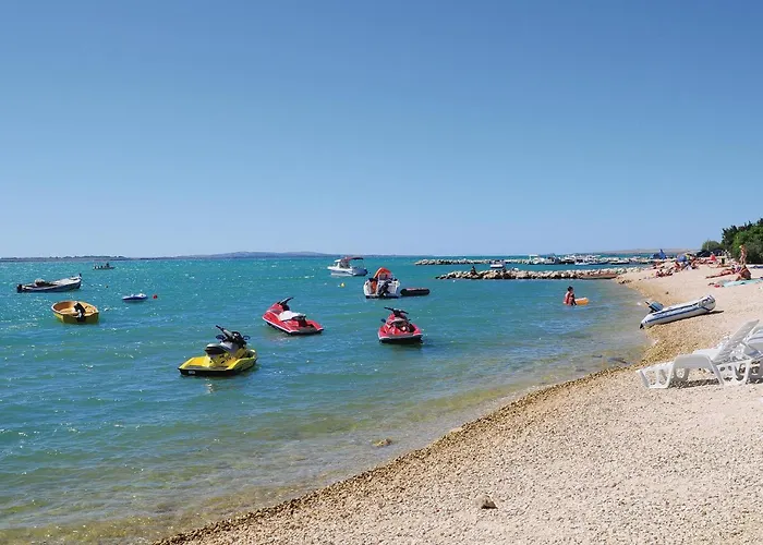 Apartman Lovely In With Wifi Nin